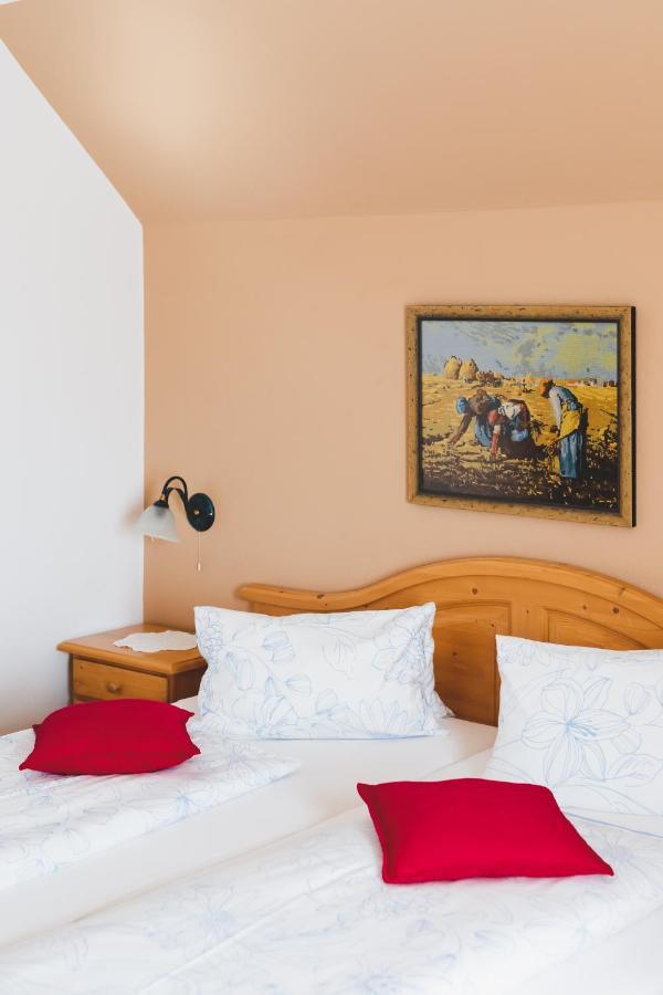 Weingut Peter Grill Bed & Breakfast Leutschach Bagian luar foto