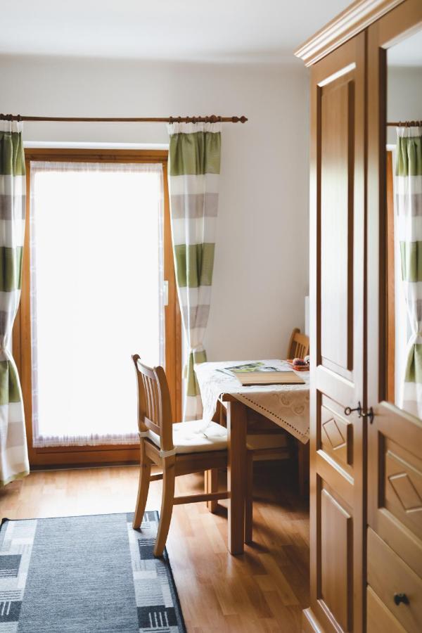 Weingut Peter Grill Bed & Breakfast Leutschach Bagian luar foto
